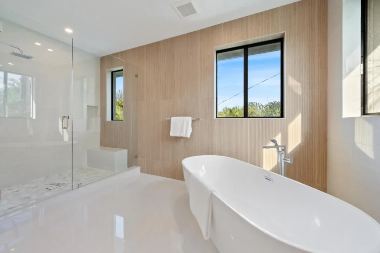 Bathroom_Tub2