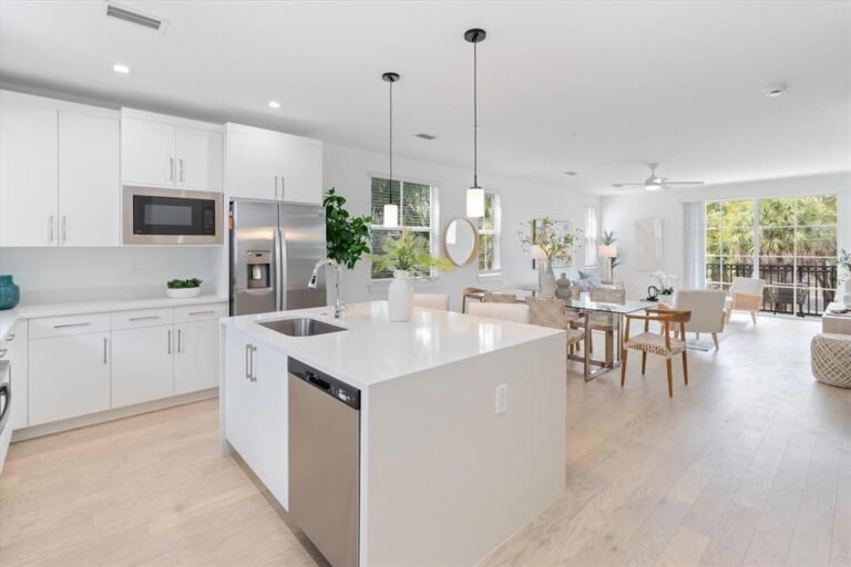 KitchenWhite3