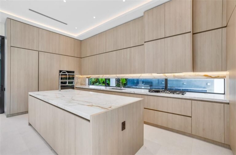 Kitchen_Brown4